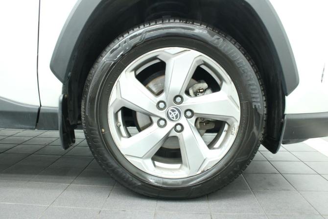 Toyota RAV4 VI (XA60) с пробегом 2025 года, цена 4 295 000 рублей, 43 км, внедорожник, Автокод Объявления
