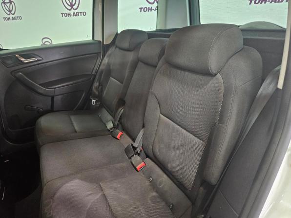 Skoda Yeti I Рестайлинг с пробегом 2016 года, цена 1 044 000 рублей, 112000 км, внедорожник, Автокод Объявления