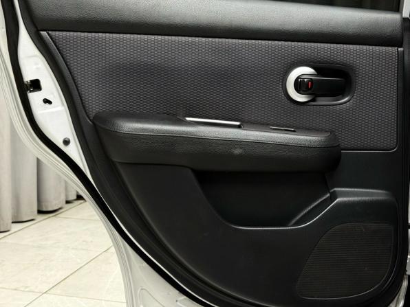 Nissan Tiida I с пробегом 2008 года, цена 609 000 рублей, 193051 км, хэтчбек, Автокод Объявления