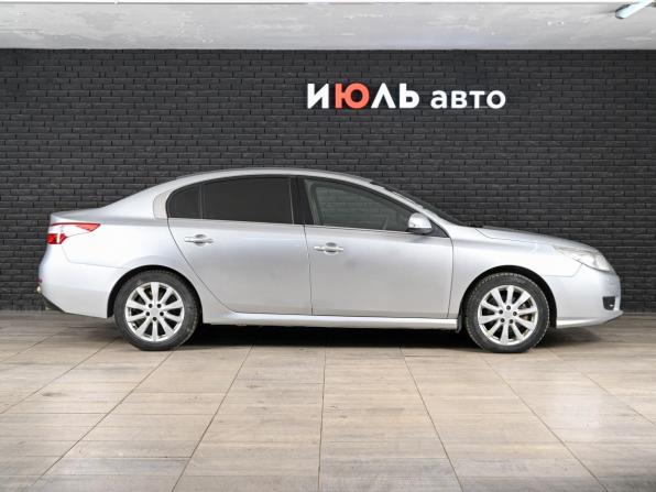 Renault Latitude I с пробегом 2011 года, цена 1 100 000 рублей, 256417 км, седан, Автокод Объявления