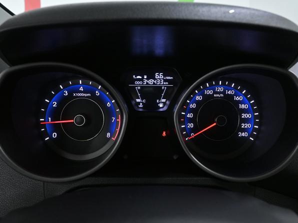 Hyundai Elantra V (MD) с пробегом 2012 года, цена 730 000 рублей, 348500 км, седан, Автокод Объявления