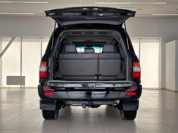 Toyota Land Cruiser 100 Series Рестайлинг 2 с пробегом 2006 года, цена 2 650 000 рублей, 300672 км, внедорожник, Автокод Объявления