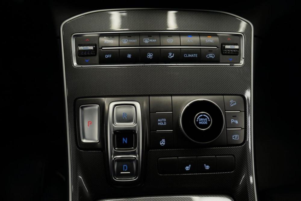 Hyundai Santa Fe IV Рестайлинг Крым  - изображение 22