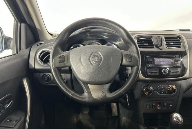 Renault Sandero II с пробегом 2015 года, цена 870 000 рублей, 121741 км, хэтчбек, Автокод Объявления
