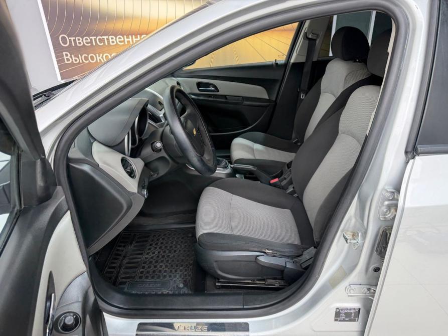 Chevrolet Cruze I Рестайлинг Таганрог  - изображение 8