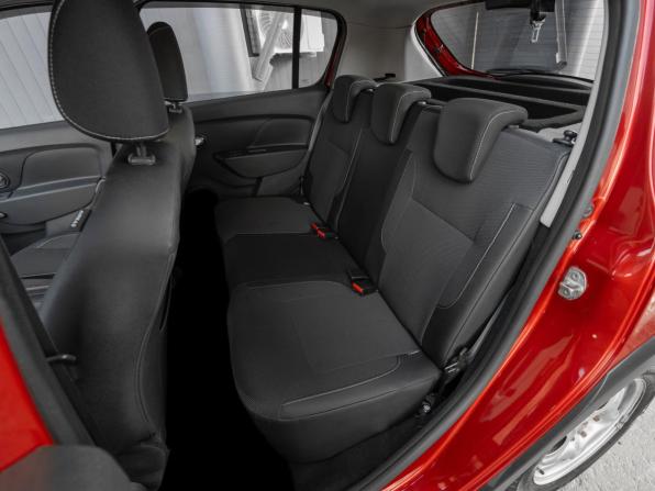 Renault Sandero II Рестайлинг с пробегом 2021 года, цена 1 375 000 рублей, 108200 км, хэтчбек, Автокод Объявления