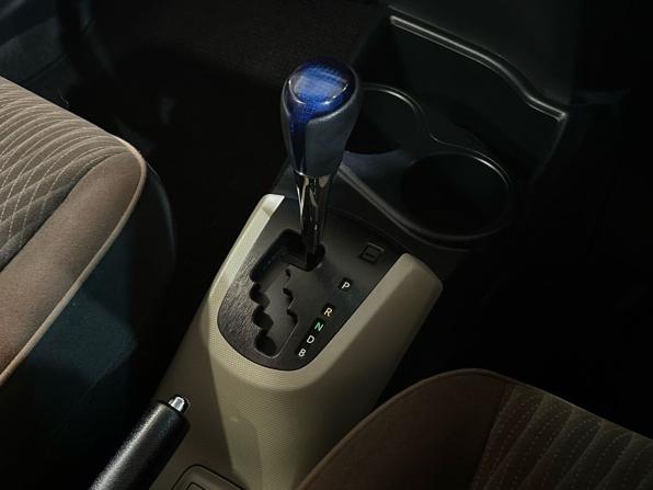 Toyota Aqua I Рестайлинг с пробегом 2014 года, цена 1 049 000 рублей, 145872 км, хэтчбек, Автокод Объявления