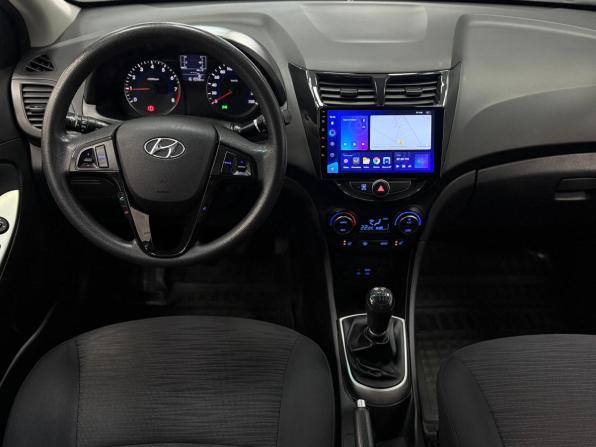 Hyundai Solaris I Рестайлинг с пробегом 2016 года, цена 990 000 рублей, 161000 км, седан, Автокод Объявления