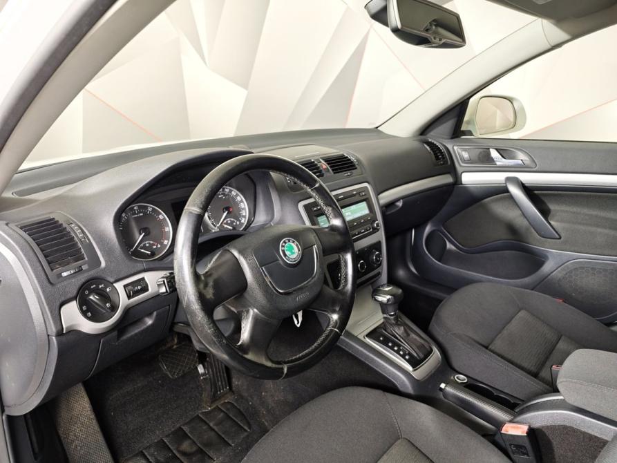 Skoda Octavia II (A5) Рестайлинг Москва  - изображение 18