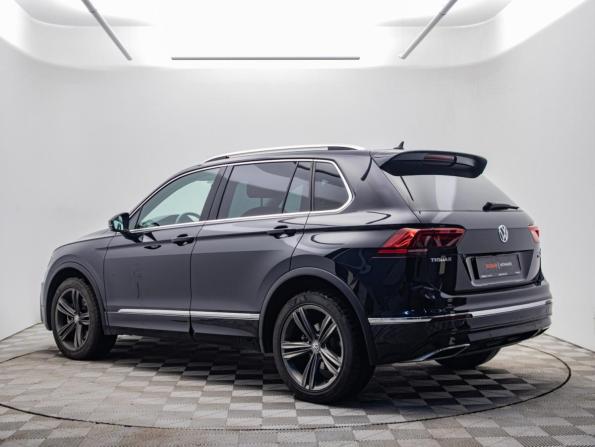 Volkswagen Tiguan II с пробегом 2017 года, цена 2 895 000 рублей, 155000 км, внедорожник, Автокод Объявления