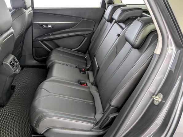 Peugeot 5008 II Рестайлинг с пробегом 2021 года, цена 3 165 000 рублей, 8200 км, внедорожник, Автокод Объявления