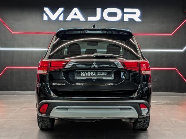 Mitsubishi Outlander III Рестайлинг 3 с пробегом 2021 года, цена 2 300 000 рублей, 101321 км, внедорожник, Автокод Объявления