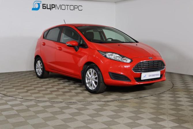 Ford Fiesta Mk6 Рестайлинг с пробегом 2016 года, цена 969 990 рублей, 76912 км, хэтчбек, Автокод Объявления