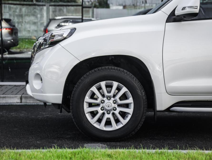 Toyota Land Cruiser Prado 150 Series Рестайлинг 1 Санкт-Петербург  - изображение 11