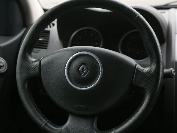 Renault Megane II Рестайлинг с пробегом 2008 года, цена 381 000 рублей, 161000 км, седан, Автокод Объявления