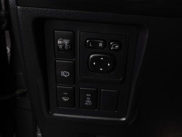 Toyota Land Cruiser Prado 150 Series с пробегом 2011 года, цена 2 544 000 рублей, 230493 км, внедорожник, Автокод Объявления