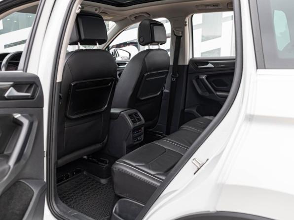 Volkswagen Tiguan II с пробегом 2019 года, цена 2 730 000 рублей, 136955 км, внедорожник, Автокод Объявления