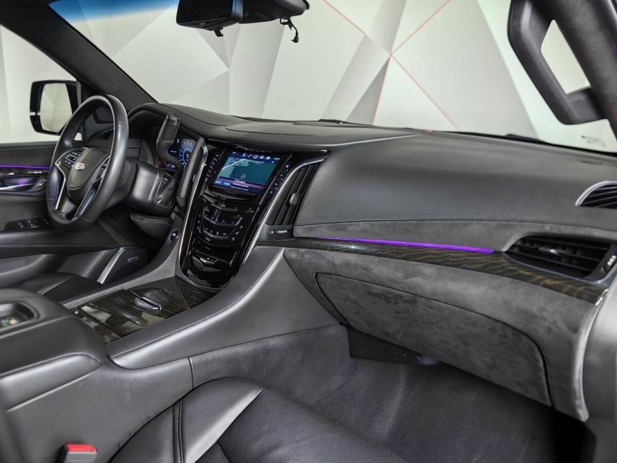 Cadillac Escalade IV Москва  - изображение 13