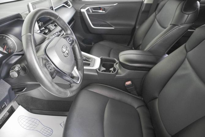Toyota RAV4 V (XA50) с пробегом 2019 года, цена 2 939 000 рублей, 235000 км, внедорожник, Автокод Объявления
