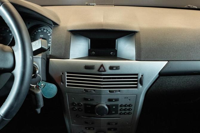 Opel Astra H Рестайлинг с пробегом 2011 года, цена 519 000 рублей, 241523 км, хэтчбек, Автокод Объявления
