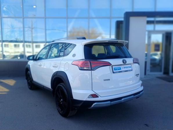 Toyota RAV4 IV (XA40) Рестайлинг с пробегом 2018 года, цена 2 579 000 рублей, 90649 км, внедорожник, Автокод Объявления