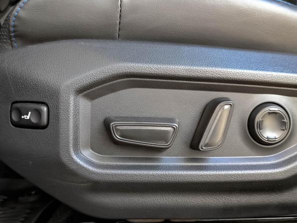 Toyota Sequoia III с пробегом 2023 года, цена 12 005 000 рублей, 34850 км, внедорожник, Автокод Объявления