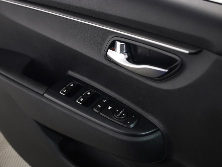 Kia Rio IV Санкт-Петербург  - изображение 21