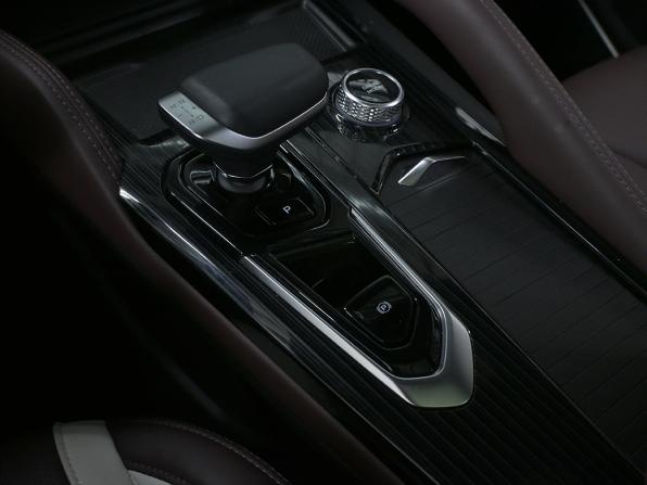 Geely Monjaro I с пробегом 2024 года, цена 3 570 000 рублей, 14455 км, внедорожник, Автокод Объявления