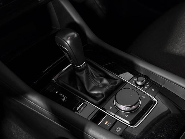 Mazda 3 IV (BP) с пробегом 2019 года, цена 1 985 000 рублей, 42224 км, седан, Автокод Объявления