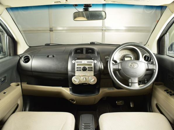Toyota Passo I (C10) с пробегом 2005 года, цена 371 999 рублей, 233767 км, хэтчбек, Автокод Объявления
