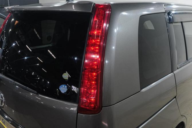 Toyota ISis I Рестайлинг с пробегом 2008 года, цена 1 169 000 рублей, 152000 км, компактвэн, Автокод Объявления