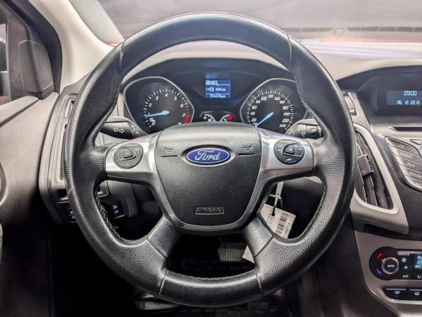 Ford Focus III с пробегом 2014 года, цена 750 000 рублей, 214471 км, седан, Автокод Объявления