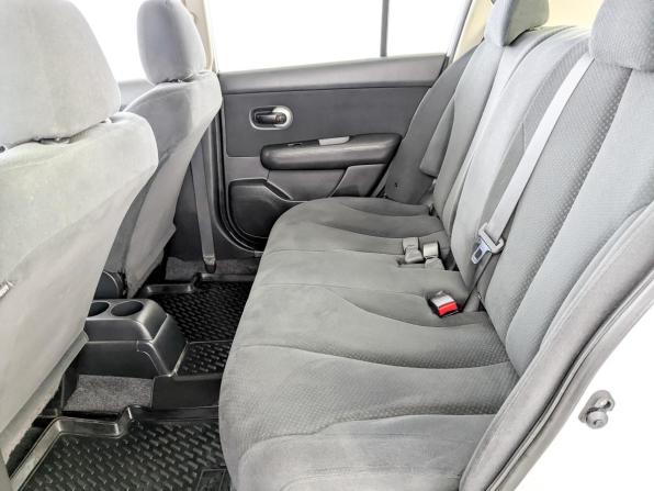 Nissan Tiida I Рестайлинг с пробегом 2013 года, цена 975 000 рублей, 85346 км, хэтчбек, Автокод Объявления
