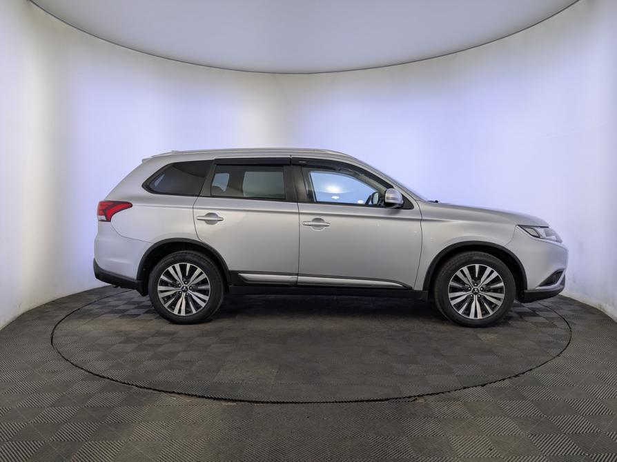 Mitsubishi Outlander III Рестайлинг 3 Москва  - изображение 4