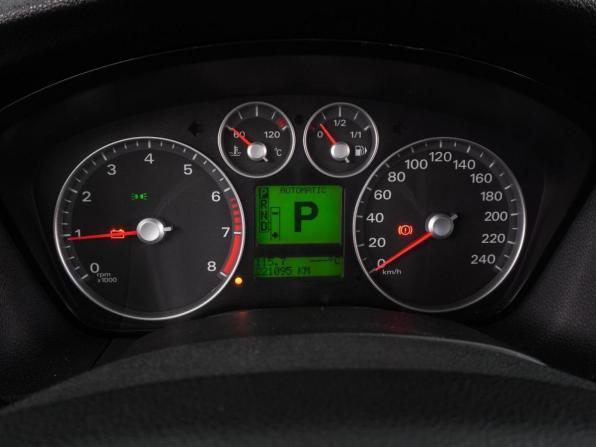 Ford Focus II с пробегом 2006 года, цена 399 000 рублей, 221095 км, седан, Автокод Объявления