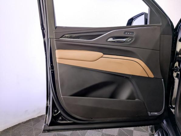 Cadillac Escalade V с пробегом 2023 года, цена 10 500 000 рублей, 37639 км, внедорожник, Автокод Объявления
