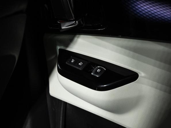 Kia Carnival IV с пробегом 2023 года, цена 4 149 000 рублей, 77233 км, минивэн, Автокод Объявления