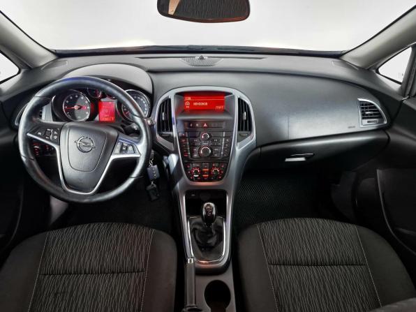 Opel Astra J Рестайлинг с пробегом 2014 года, цена 713 000 рублей, 177564 км, хэтчбек, Автокод Объявления