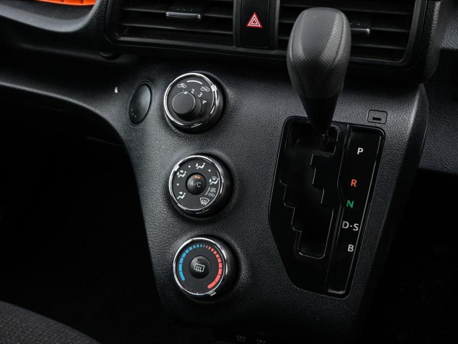 Toyota Sienta II Рестайлинг Краснодар  - изображение 14