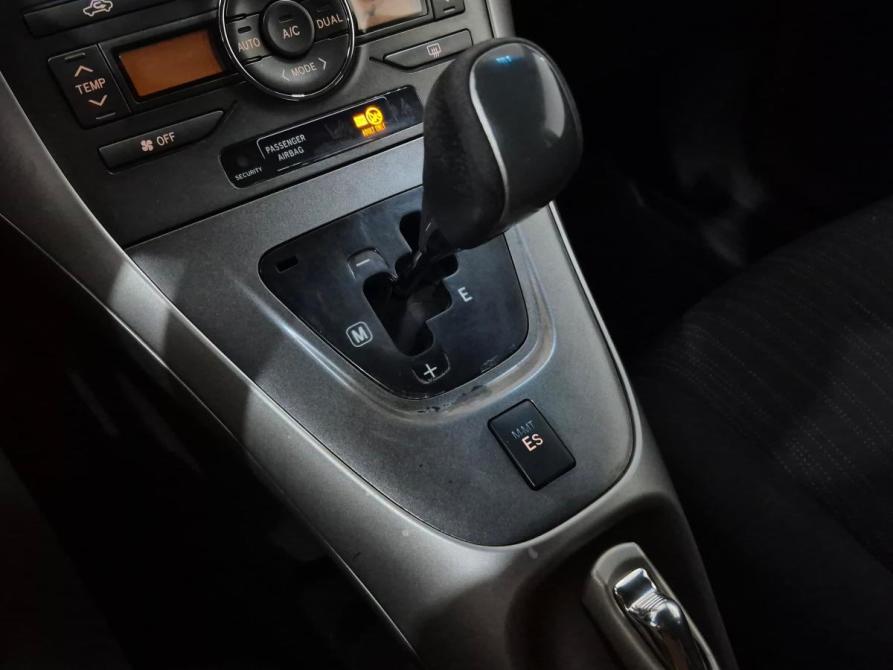 Toyota Auris I Альметьевск  - изображение 22