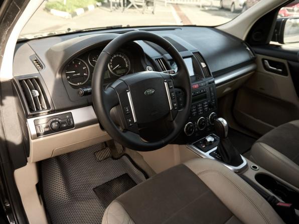 Land Rover Freelander II Рестайлинг с пробегом 2010 года, цена 1 249 000 рублей, 308023 км, внедорожник, Автокод Объявления