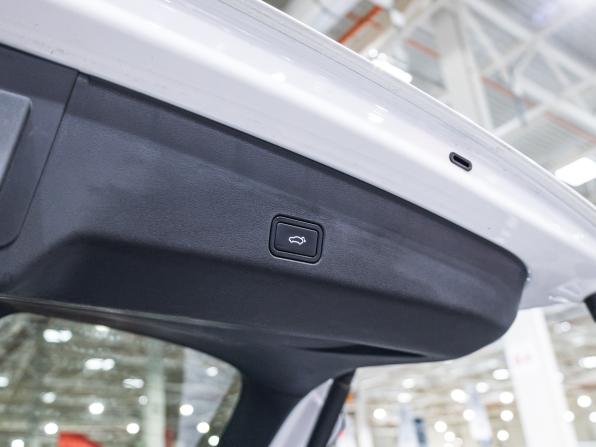 Geely Monjaro I с пробегом 2023 года, цена 3 249 585 рублей, 34445 км, внедорожник, Автокод Объявления