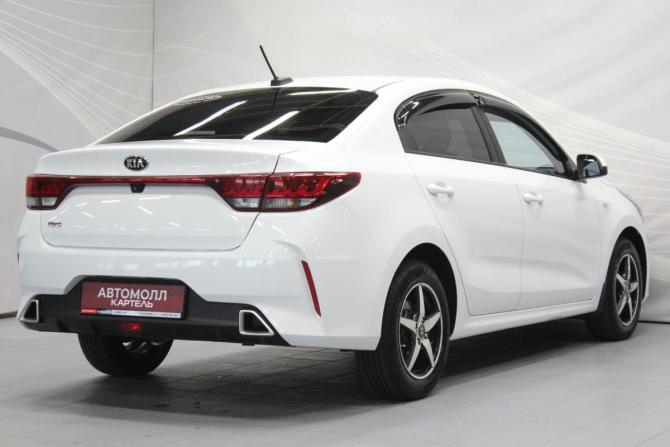 Kia Rio IV Рестайлинг с пробегом 2021 года, цена 1 449 000 рублей, 107359 км, седан, Автокод Объявления