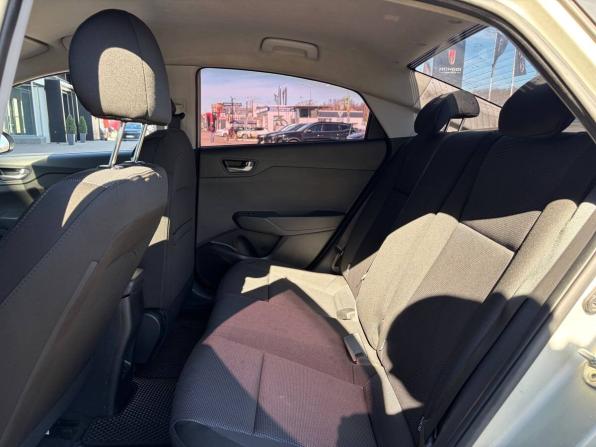 Hyundai Solaris II Рестайлинг с пробегом 2020 года, цена 1 055 000 рублей, 241350 км, седан, Автокод Объявления