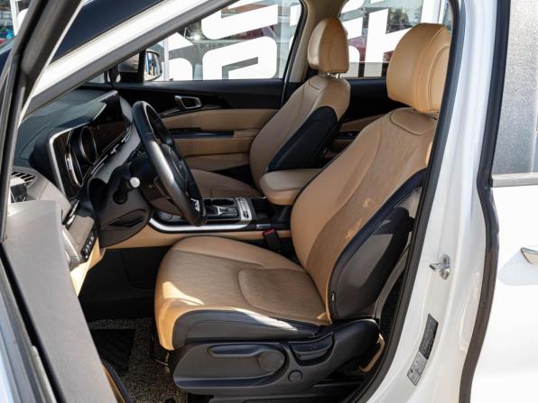Kia Carnival IV с пробегом 2021 года, цена 3 990 000 рублей, 64696 км, минивэн, Автокод Объявления