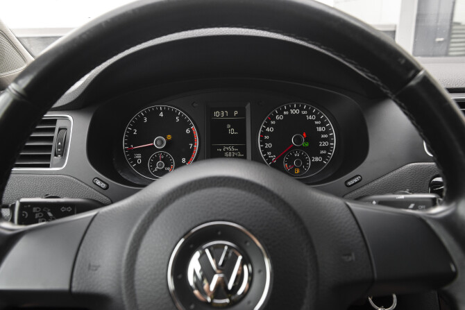 Volkswagen Jetta VI с пробегом 2014 года, цена 1 015 000 рублей, 168342 км, седан, Автокод Объявления