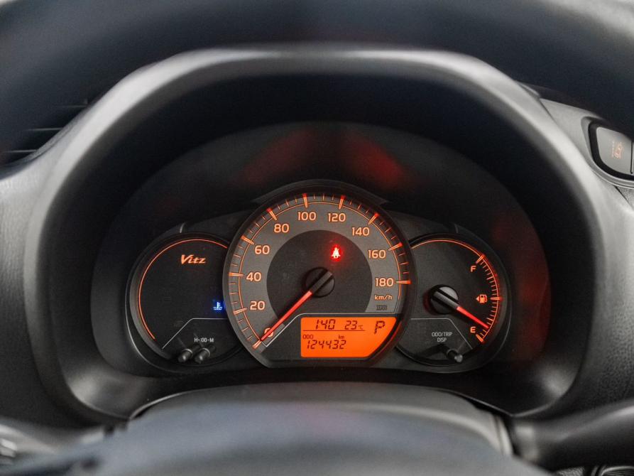 Toyota Vitz III (XP130) Рестайлинг 2 Красноярск  - изображение 11