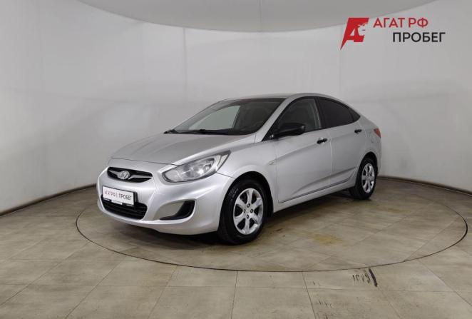 Hyundai Solaris I с пробегом 2014 года, цена 821 000 рублей, 164000 км, седан, Автокод Объявления
