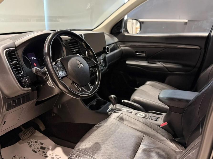 Mitsubishi Outlander III Рестайлинг 2 Новосибирск  - изображение 16