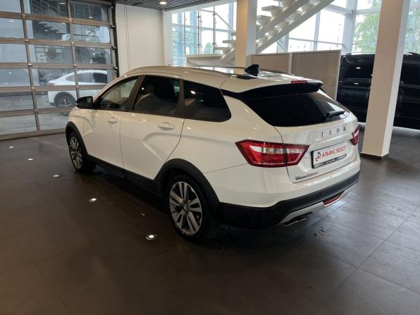 Lada (ВАЗ) Vesta I с пробегом 2021 года, цена 1 468 000 рублей, 56303 км, универсал, Автокод Объявления